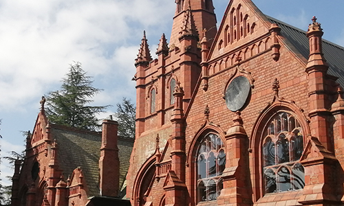 picture of the chapels at Brandwood End  cemetery